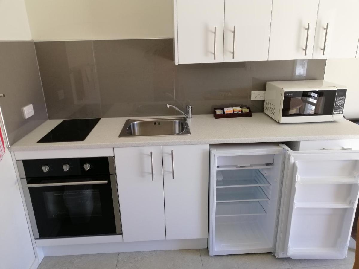 Bayfield Motel And Apartment Дюндин Екстериор снимка