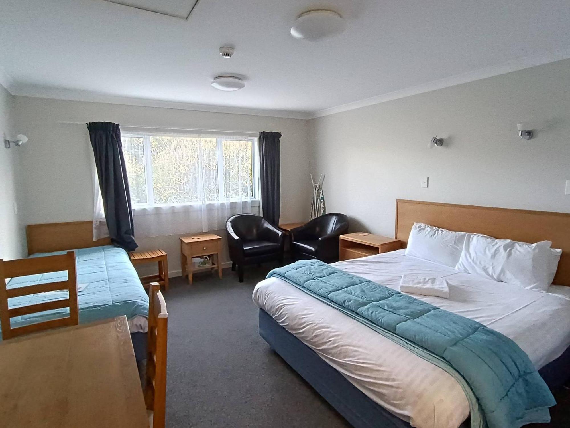 Bayfield Motel And Apartment Дюндин Екстериор снимка