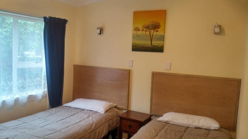 Bayfield Motel And Apartment Дюндин Екстериор снимка