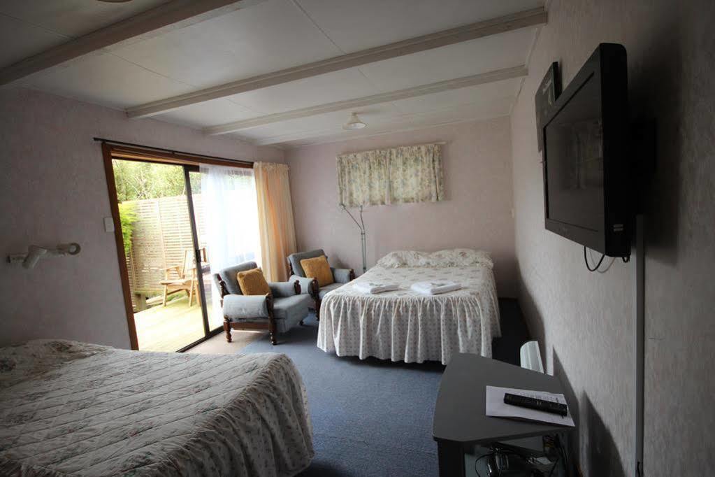 Bayfield Motel And Apartment Дюндин Екстериор снимка