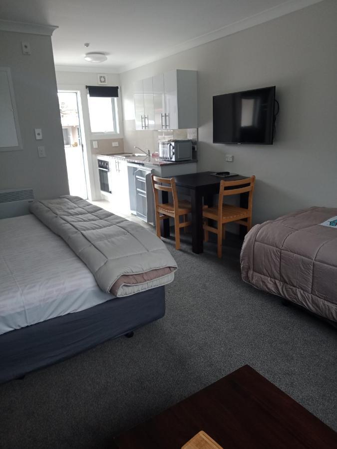 Bayfield Motel And Apartment Дюндин Екстериор снимка
